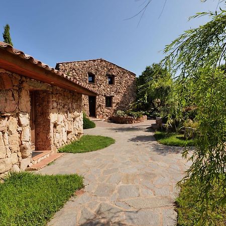 Domaine Pozzo Di Mastri Hotel & Spa Figari  Bagian luar foto