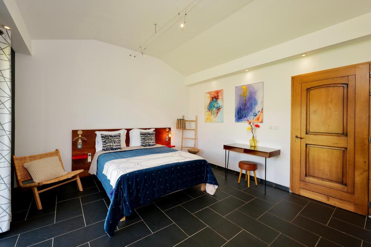Domaine Pozzo Di Mastri Hotel & Spa Figari  Bagian luar foto