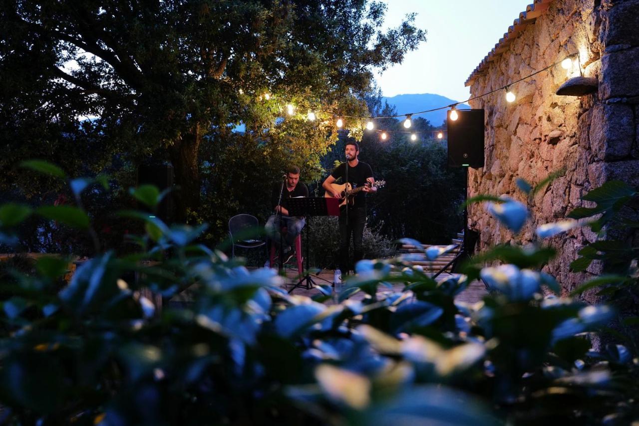 Domaine Pozzo Di Mastri Hotel & Spa Figari  Bagian luar foto